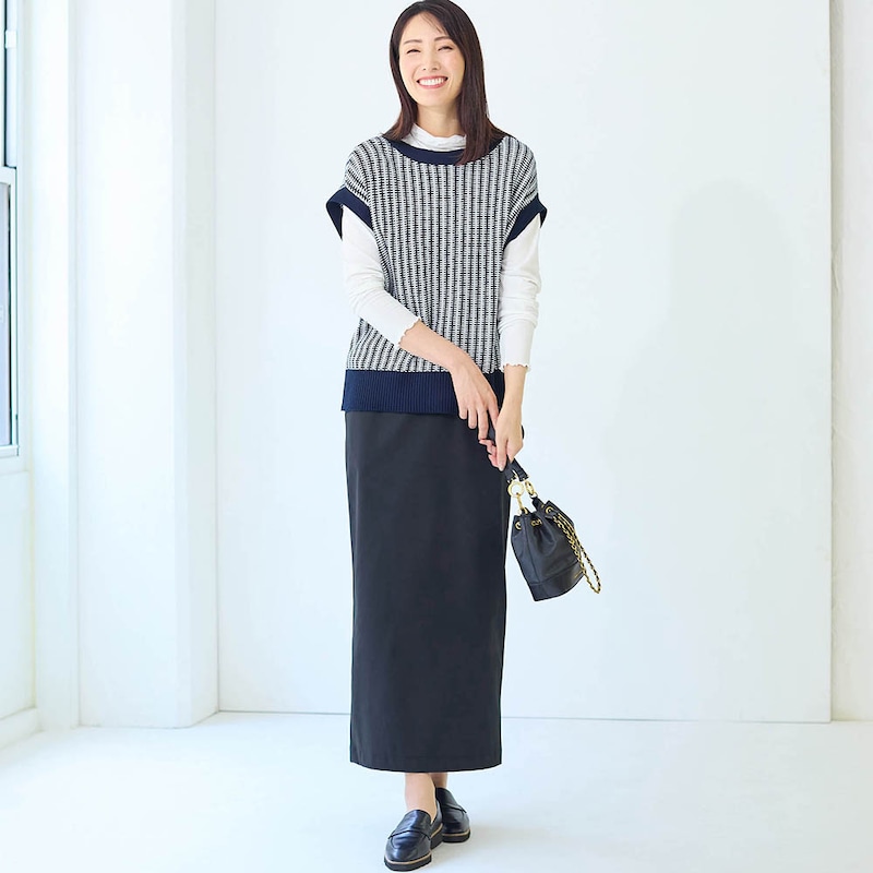 モデル身長173cm／M　※写真は撮影用のため総丈+6cmになります。