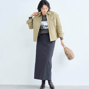 モデル身長168cm／M　※写真は撮影用のため総丈+6cmになります。