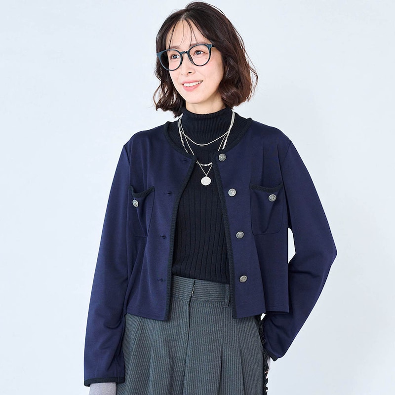 ダークネイビー