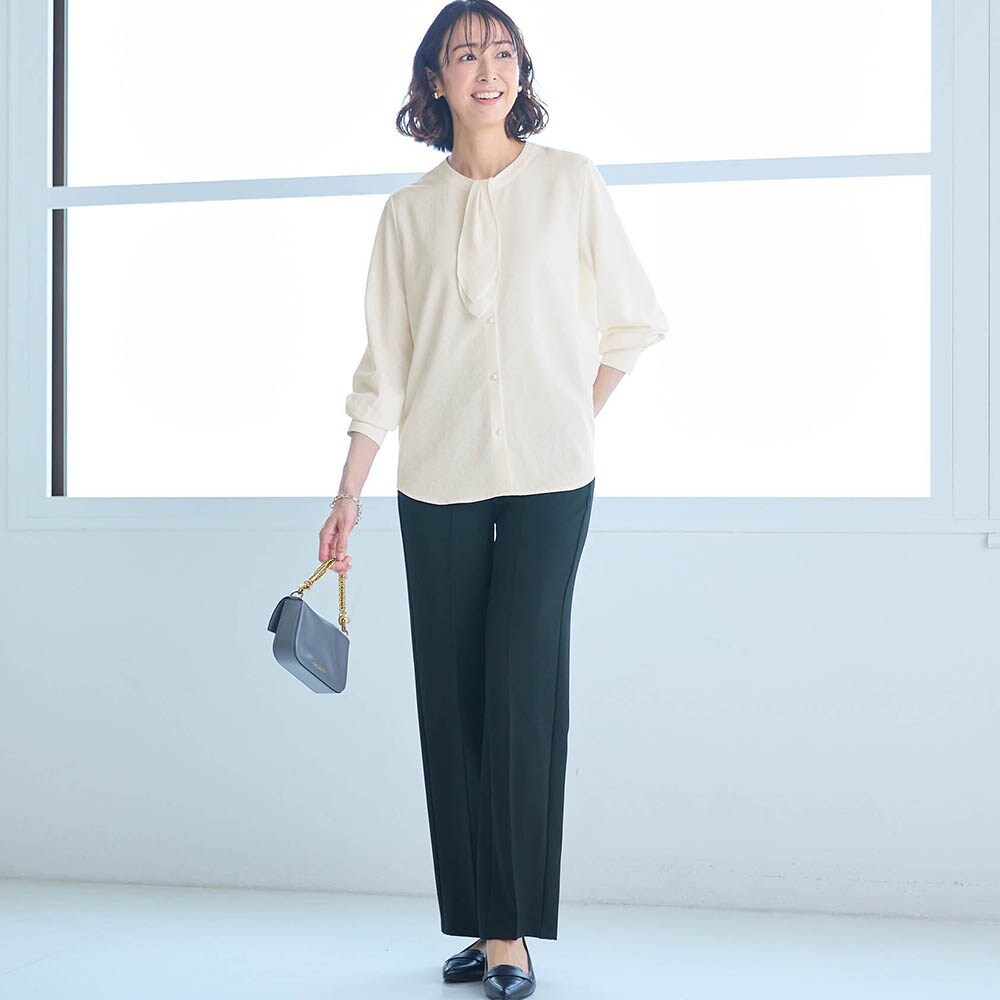 モデル身長169cm／M　※写真は撮影用のため股下+6cmになります。