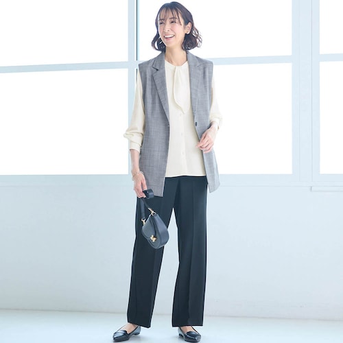 チューズデーワークコーデ（オフィスジレ+2WAYブラウス＋週3パンツ） 【TV newsおかえり で着用されました】