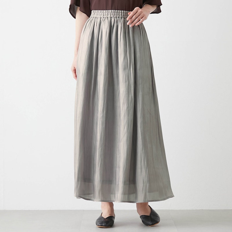 モデル身長168cm／M・総丈85cm　※写真は撮影用のため総丈+6cmになります。