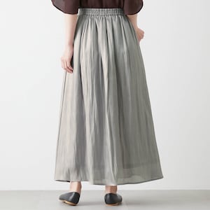 モデル身長168cm／M・総丈85cm　※写真は撮影用のため総丈+6cmになります。