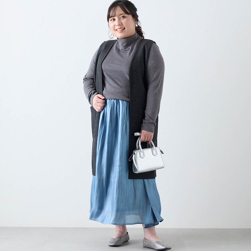 モデル身長157cm／4L・総丈85cm