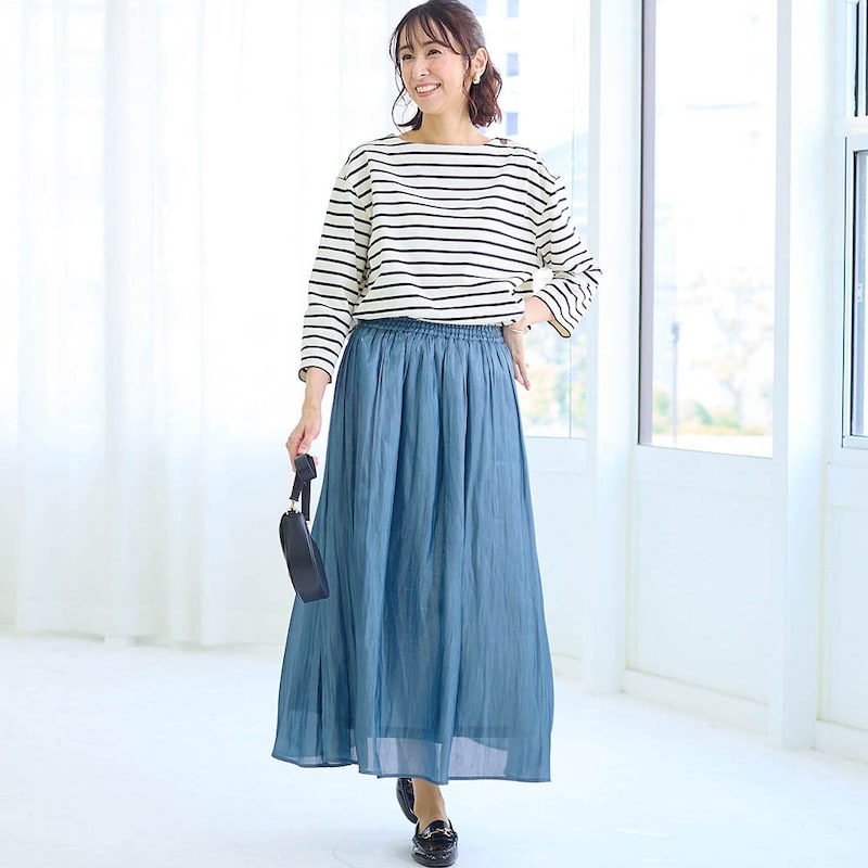 モデル身長169cm／M・総丈85cm　※写真は撮影用のため総丈+6cmになります。