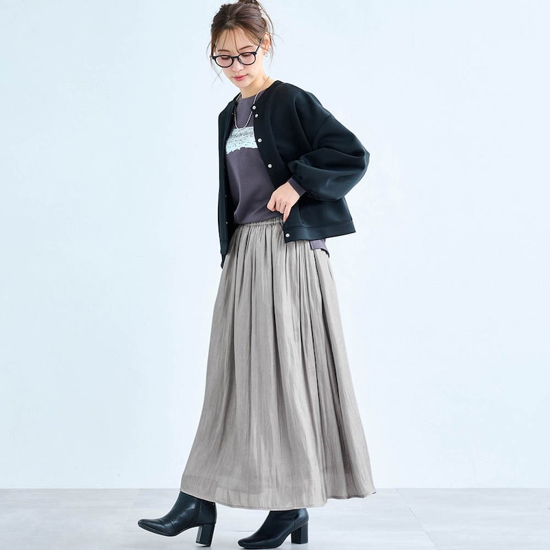 モデル身長168cm／M・総丈85cm　※写真は撮影用のため総丈+6cmになります。