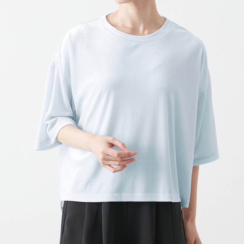 モデル身長168cm／M