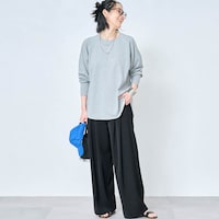 モデル身長168cm／M ※写真は撮影用のため股下+6cmになります。ブラック着用