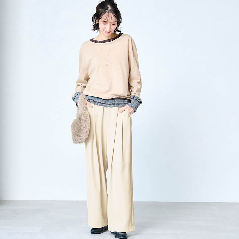 モデル身長169cm／M　※写真は撮影用のため股下+6cmになります。オフホワイト着用