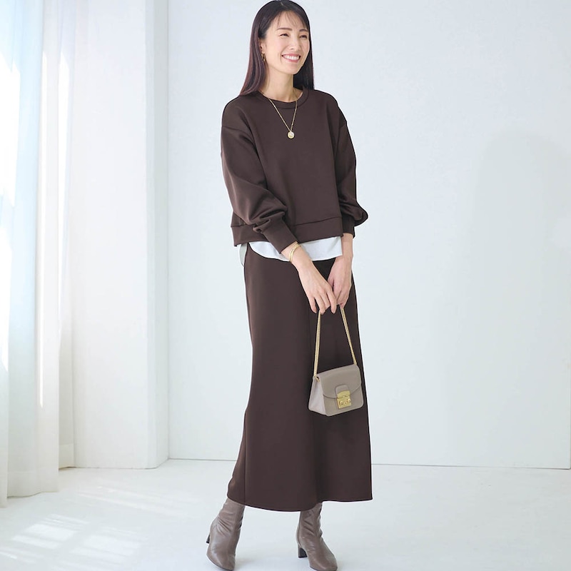 モデル身長173cm／M　※写真は撮影用のため総丈+6cmになります。