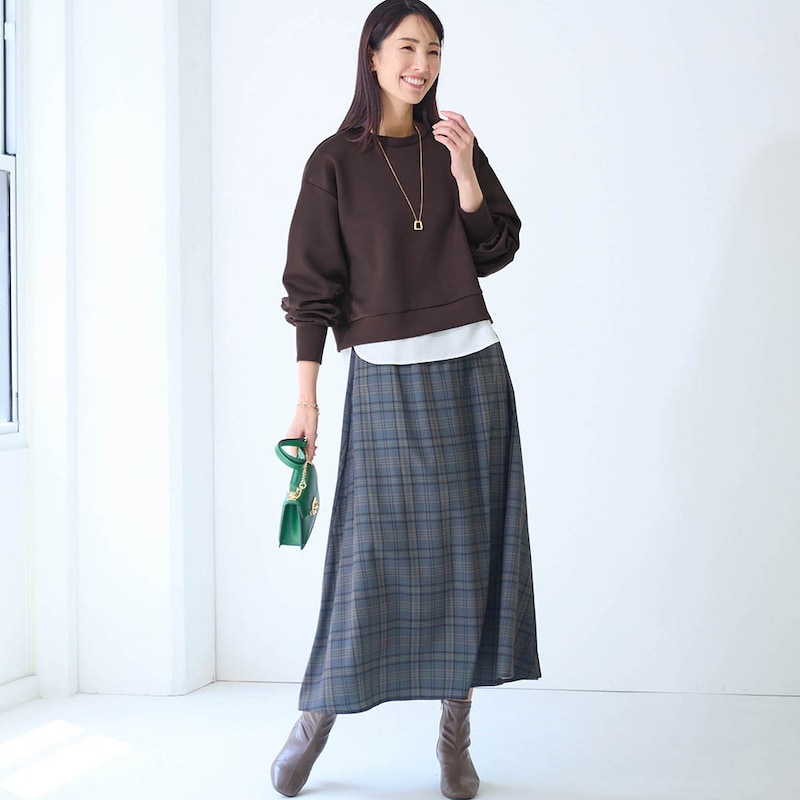 モデル身長173cm／M　※トップスのみ着用