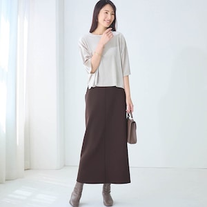 モデル身長173cm／M　※写真は撮影用のため総丈+6cmになります。ボトムのみ着用