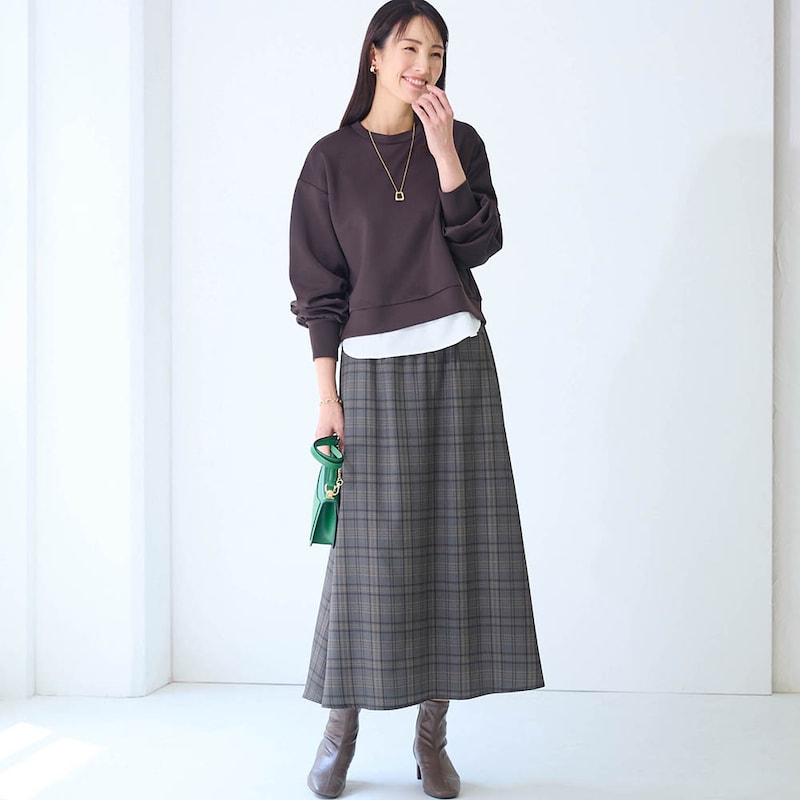 モデル身長173cm／M　※写真は撮影用のため総丈+6cmになります。