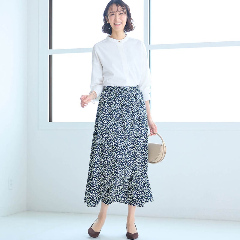 モデル身長169cm／M　※写真は撮影用のため総丈+6cmになります。