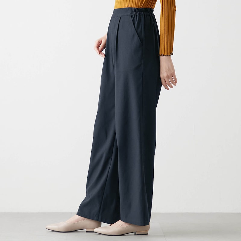 モデル身長168cm／M　※写真は撮影用のため股下+８cmになります。