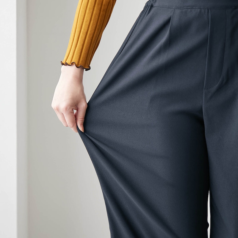 ストレッチ素材で動きやすい