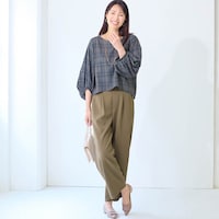 モデル身長173cm／M　※写真は撮影用のため股下+８cmになります。