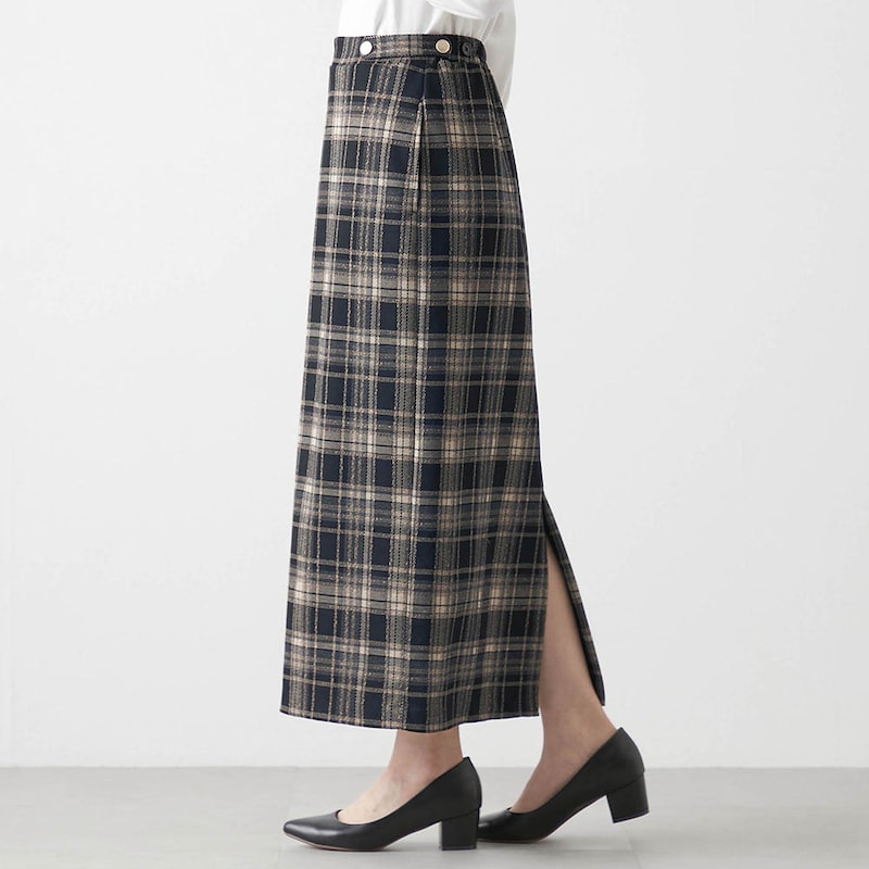 モデル身長168cm／M　※写真は撮影用のため総丈+6cmになります。