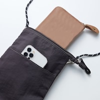 サコッシュ付き／取り出し頻繁なスマホや財布、ハンドタオルなどを入れて
