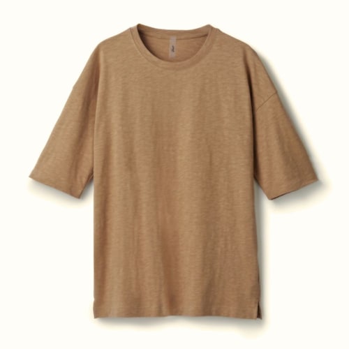 【数量限定特価】 Sacre ユニセックスTシャツ
