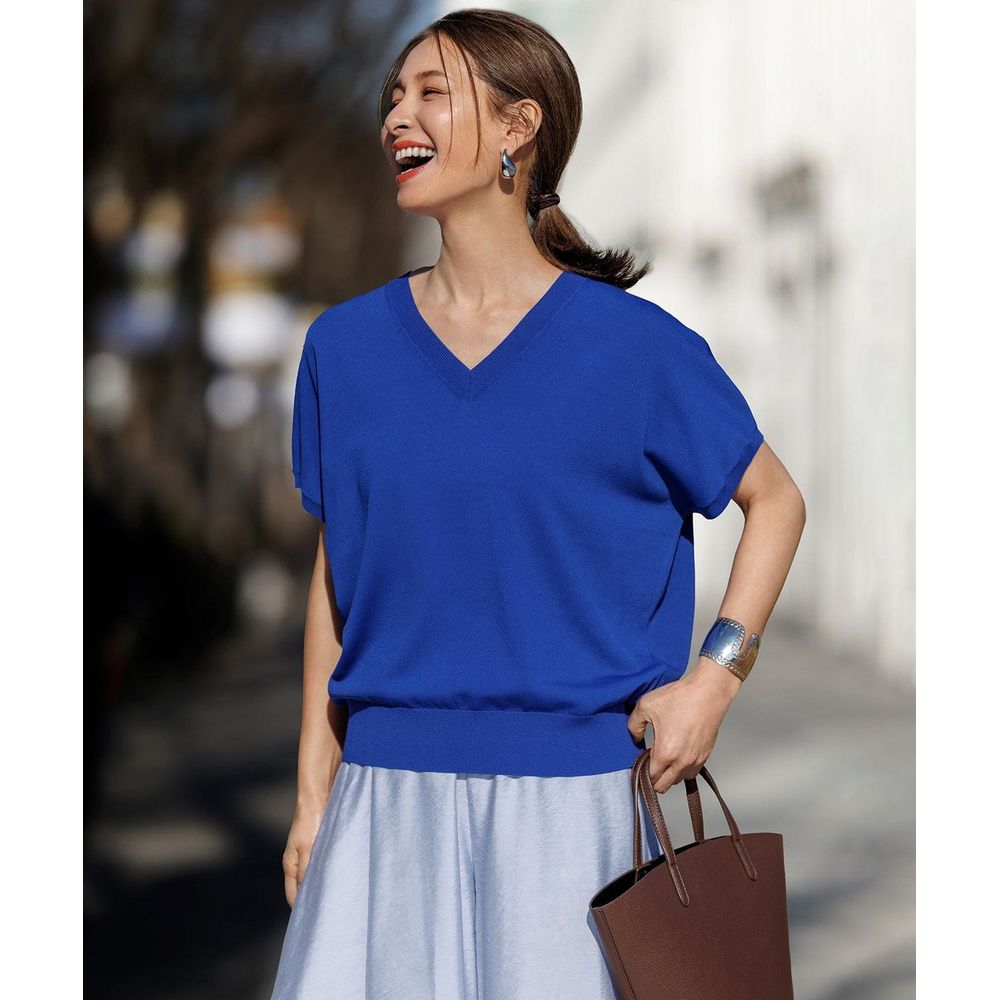 【オンワード樫山】【UNFILO/アンフィーロ】 スゴ機能美 Vネック ニット