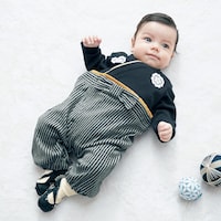 モデル身長63cm・体重6.5kg