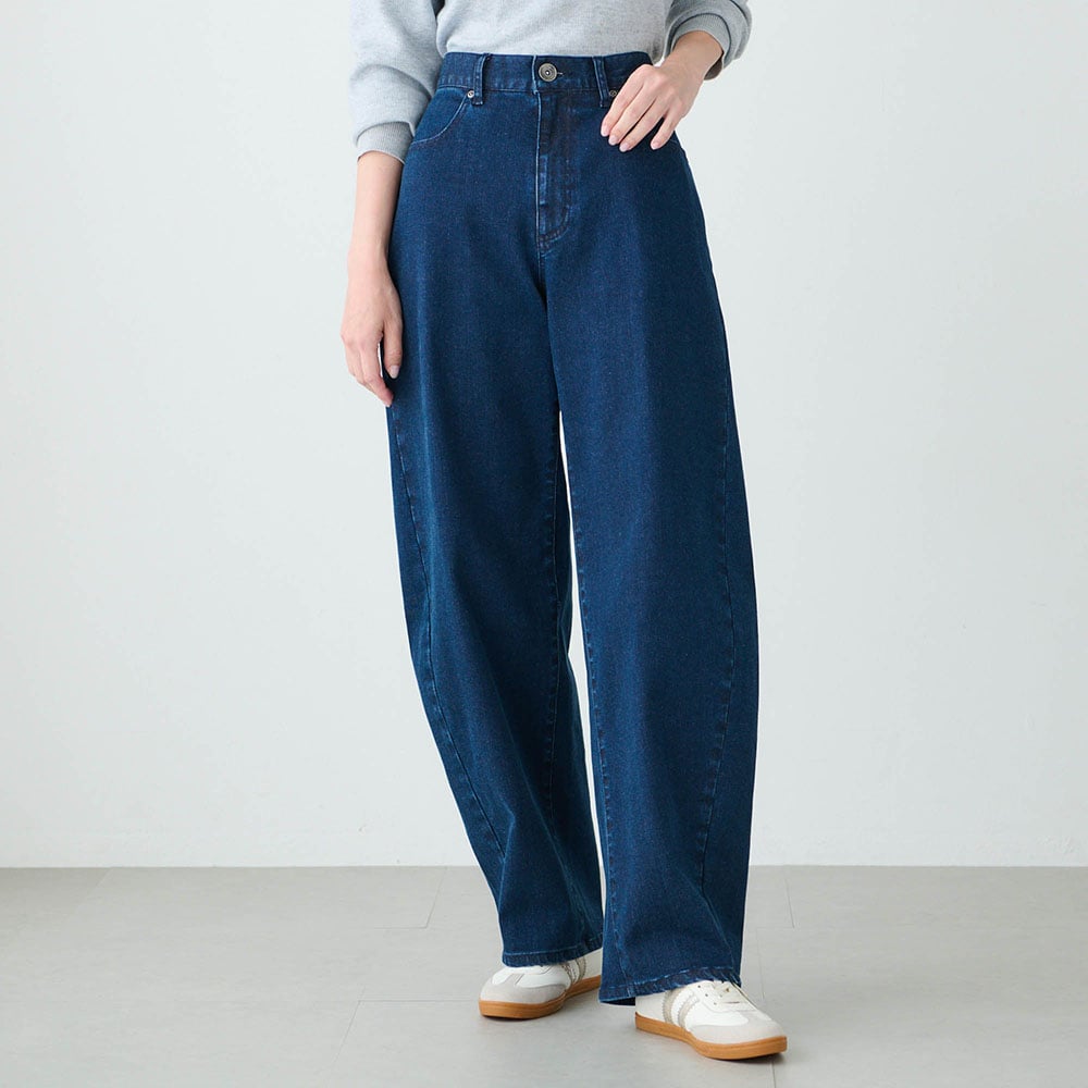 【新品】23区スポーツ　蓄熱保温ストレッチパンツ 股下　64センチ 新品】23区スポーツ 蓄熱保温ストレッチパンツ 股下 64センチ 仕事中も