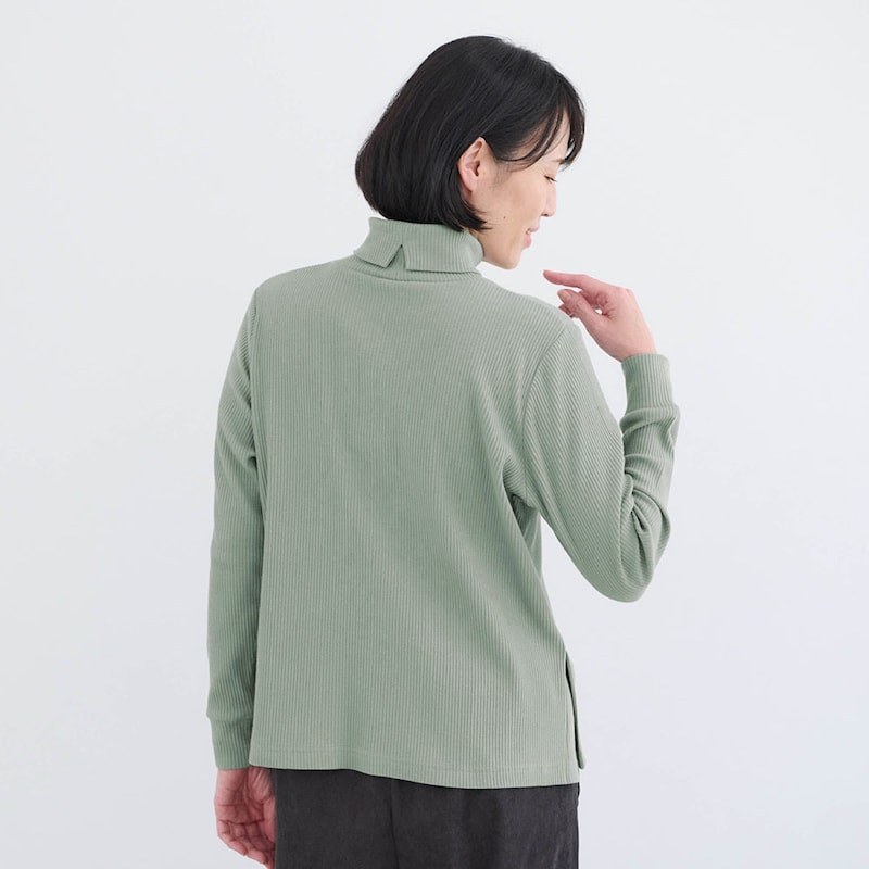 モデル身長170cm・Mサイズ着用