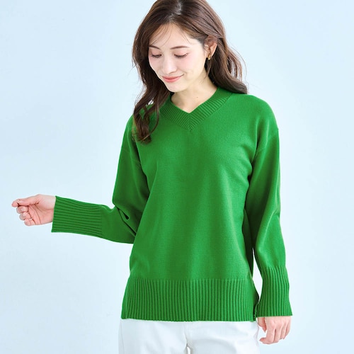 洗濯機で洗えるＶネックニットプルオーバー