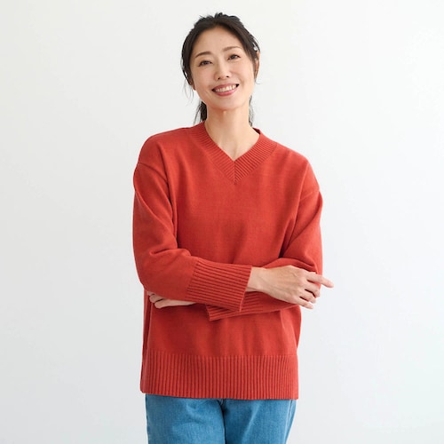 洗濯機で洗えるＶネックニットプルオーバー
