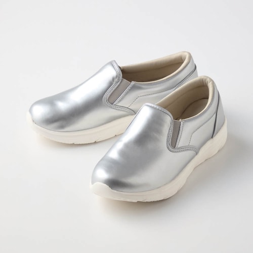 柔らか中敷きスリッポンスニーカー