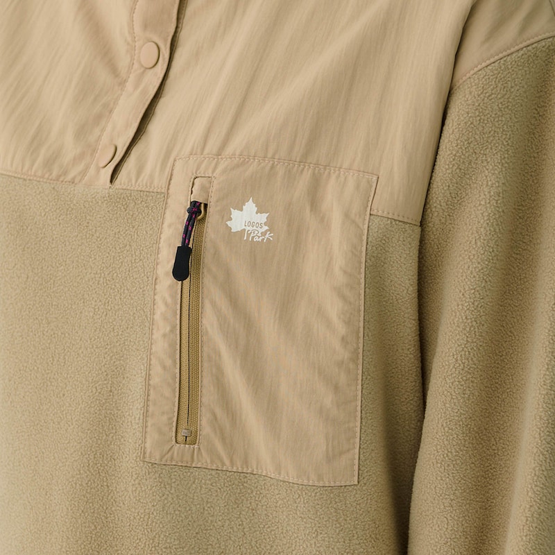 便利なファスナー付きポケット