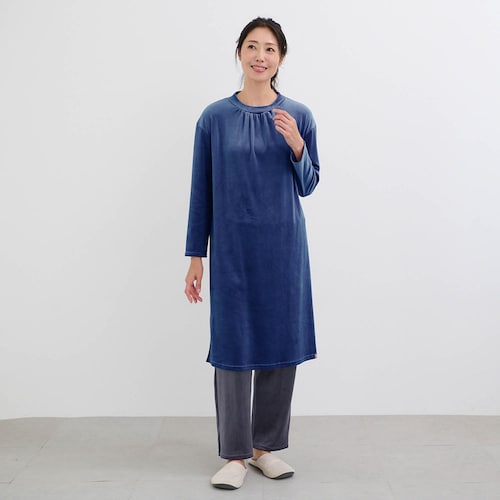 ベロアルームワンピース