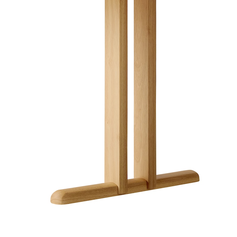 脚部アップ/ナチュラル