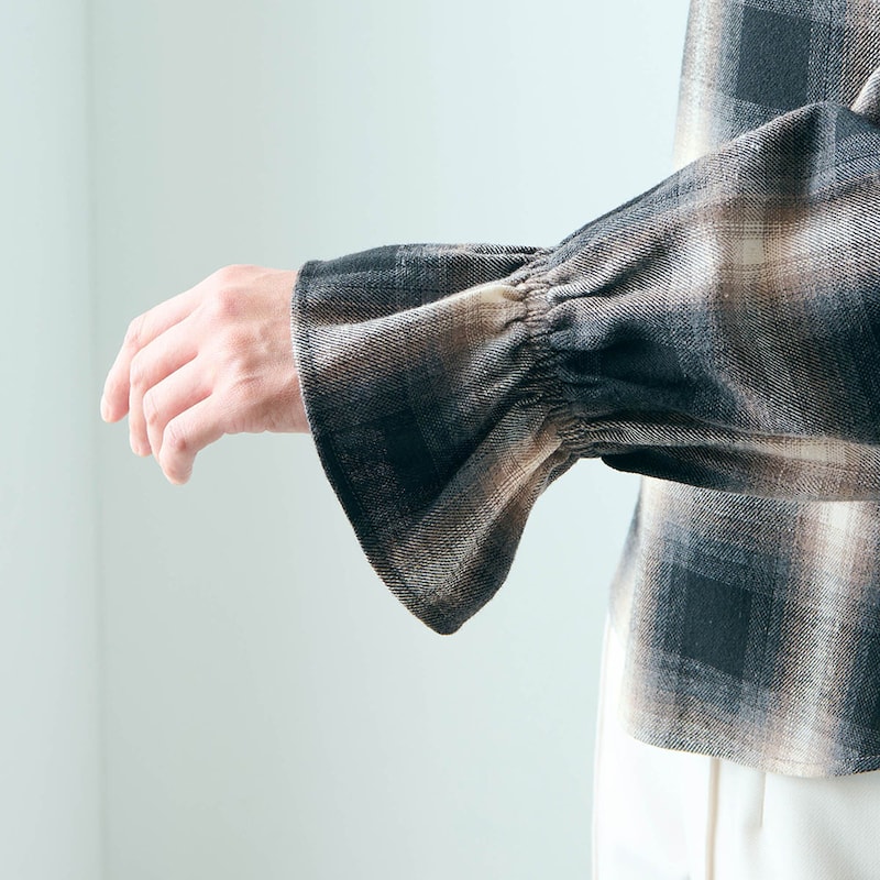 ゴム入りのキャンディスリーブでたくし上げがさっとできる