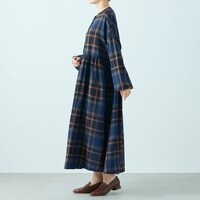 モデル身長168cm／M～L※写真は撮影用のため着丈+8cmになります。