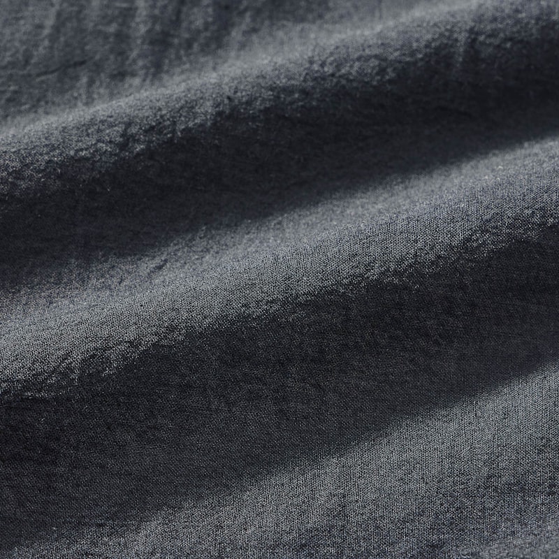 身生地は薄手の綿100%素材でギャザーが軽やかに膨らむ