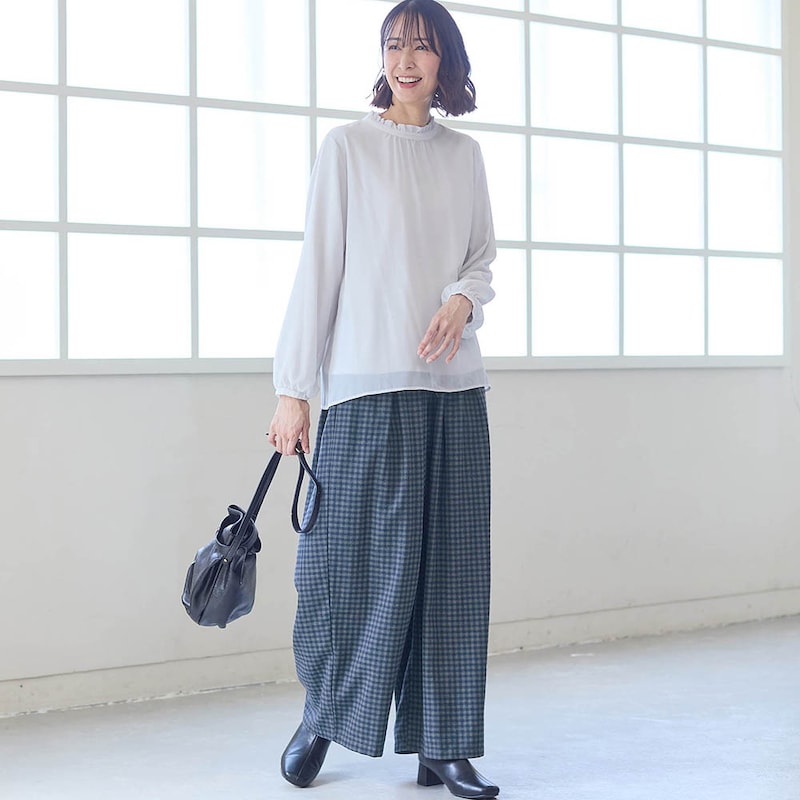 モデル身長169cm／M～L※写真は撮影用のため股下+6cmになります。