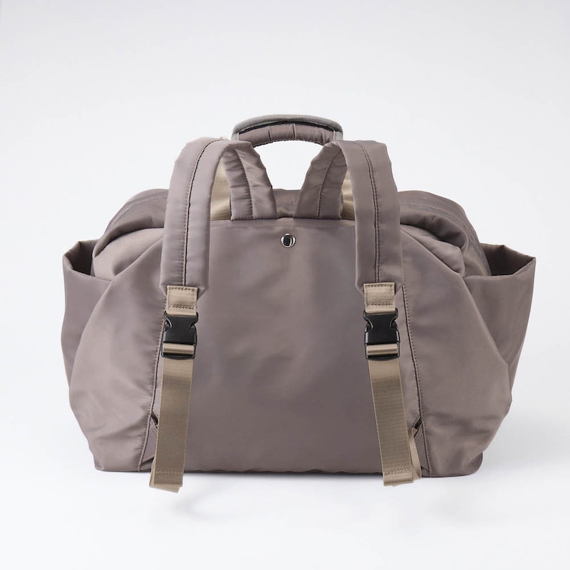 手持ち、リュック、ショルダーの便利な3WAY仕様