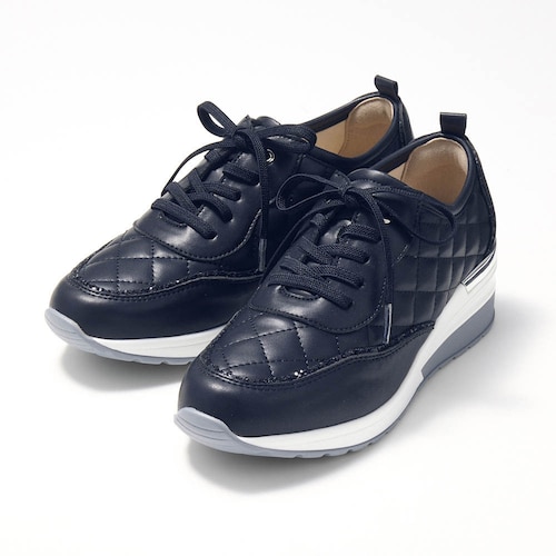 【11月20日まで返品送料無料】 ※ヒールアップゴムヒモスニーカー