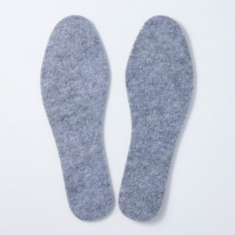 ソックスにより窮屈感を感じる場合はインナーソールの取り外しが可能