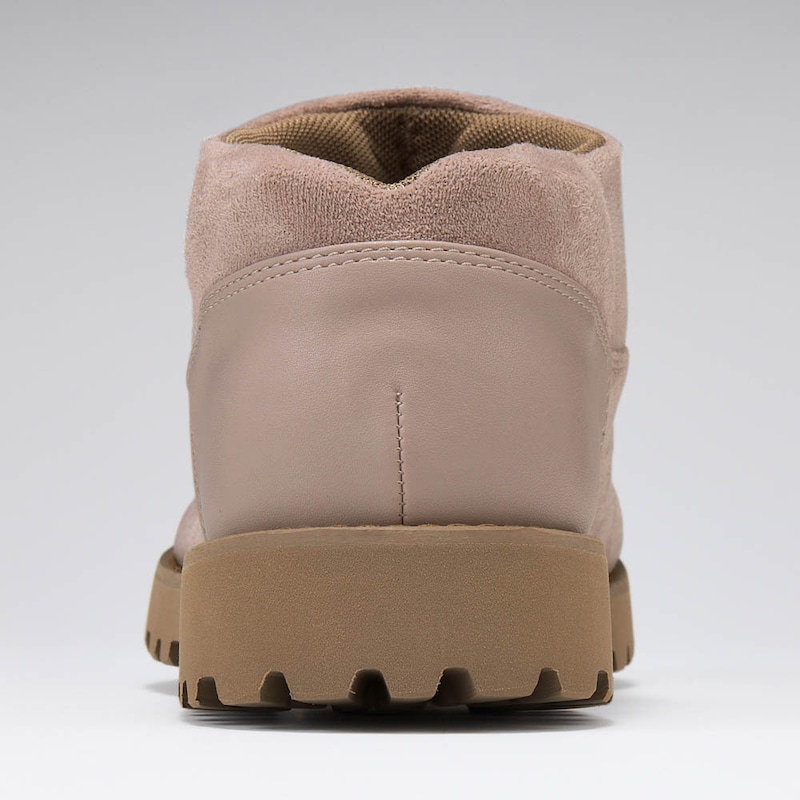 かかとは汚れにくいスムース素材