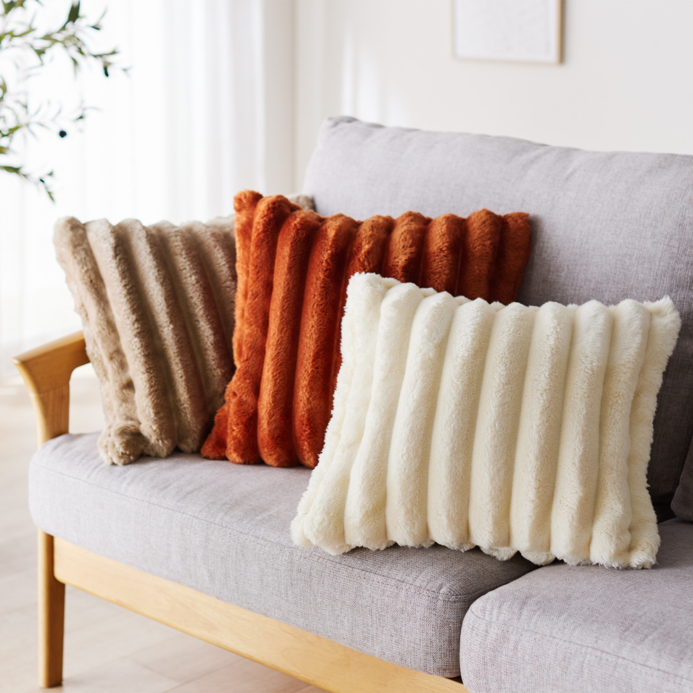 ふんわりもこもこあったかクッションカバー ふんわりもこもこあったかクッションカバー