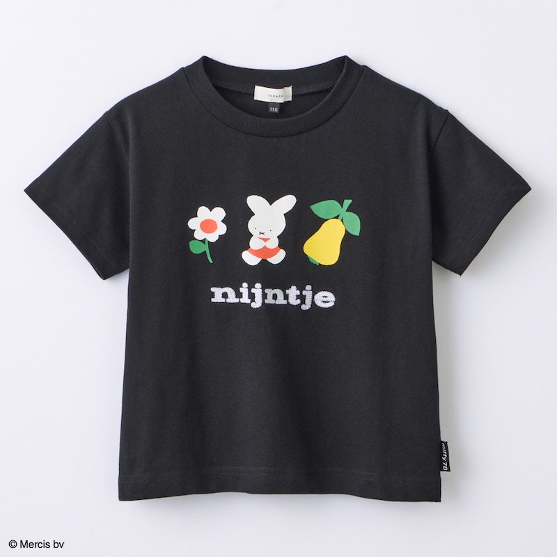 ブラック