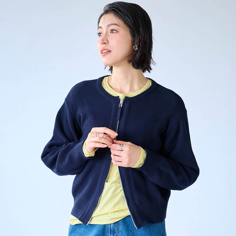 モデル身長168cm／M　ライム着用