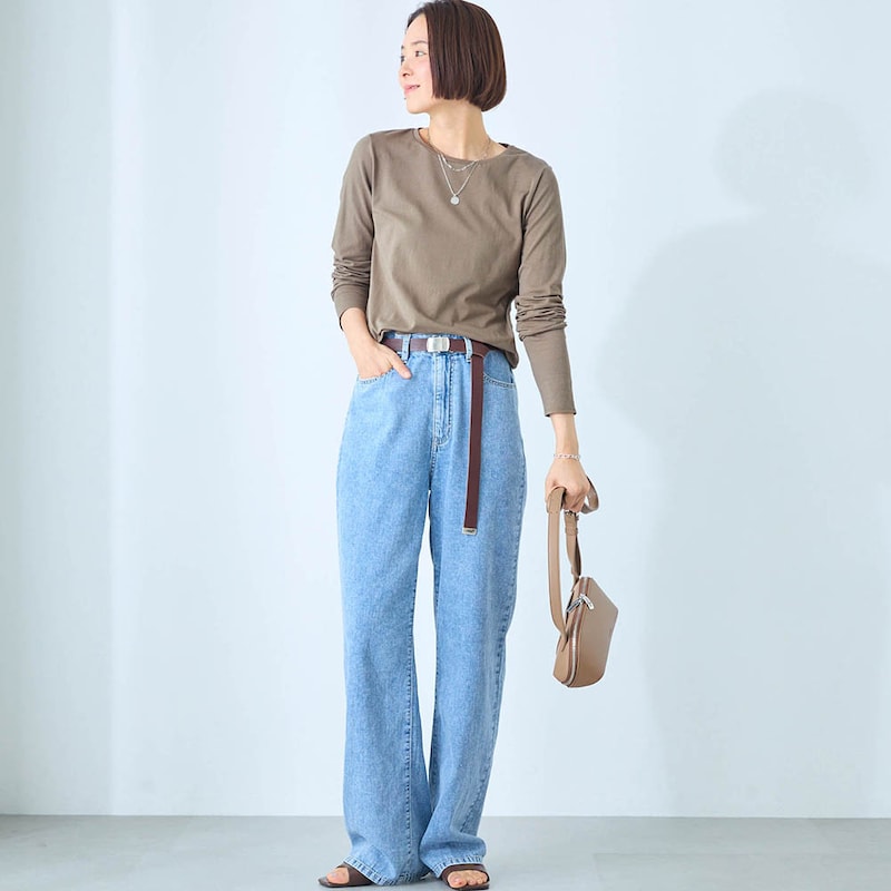 モデル身長168cm／M　ライトカーキ着用