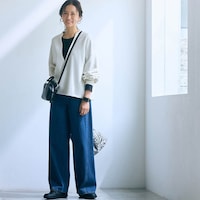 モデル身長165cm／M　ブラック着用
