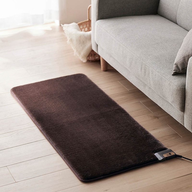 ソファの下に（50×110cm）