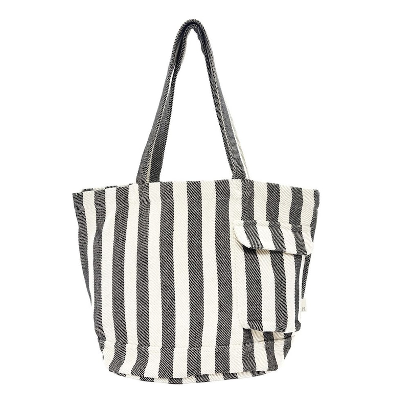 ブラックストライプ