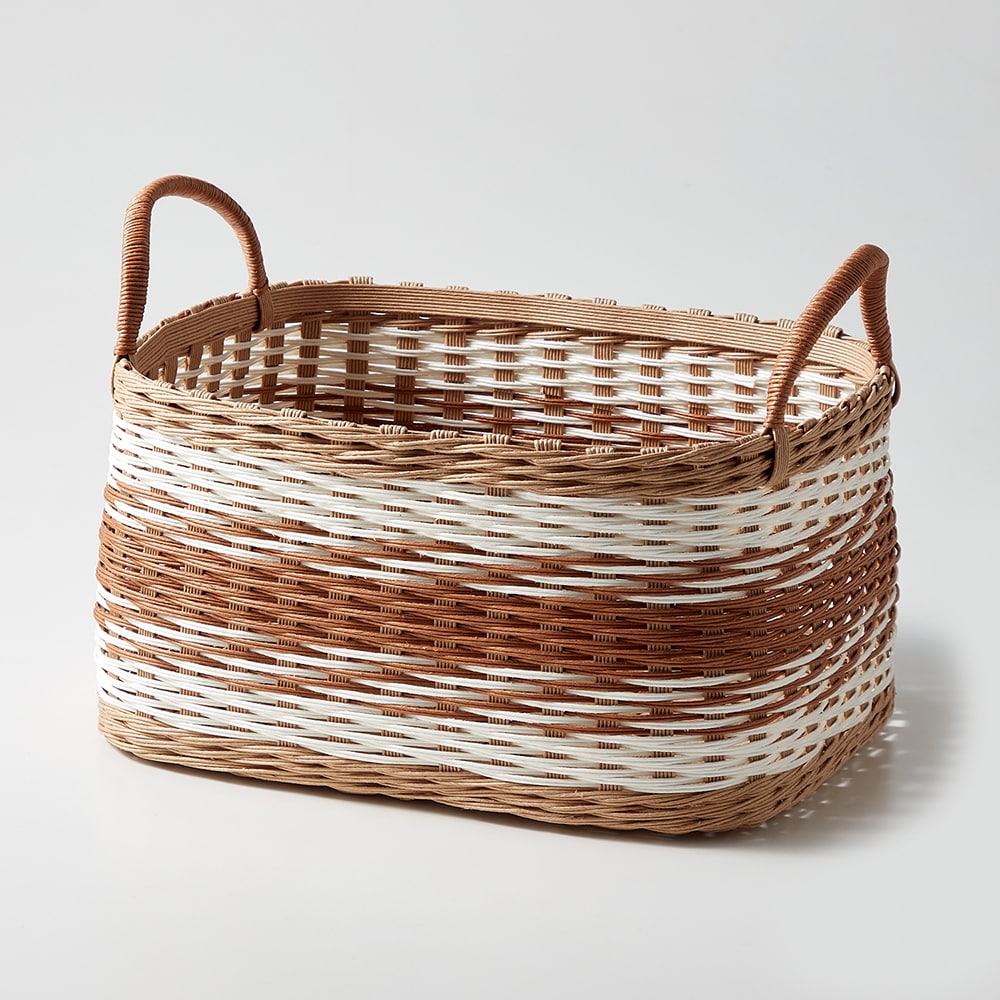 だ円のバスケット●約19×24.5×12.5(高さ)cm(持ち手含まず)